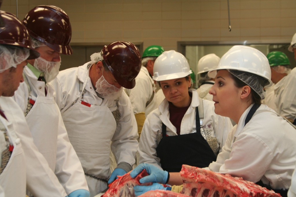 Beef 101 participants with Leslie Frenzel and Kayla Nelson Hendricks